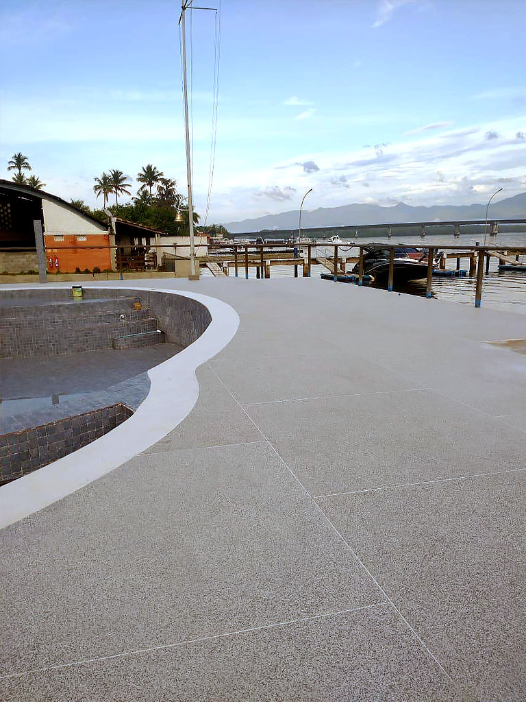 piso fulget antiderrapante para áreas de piscina