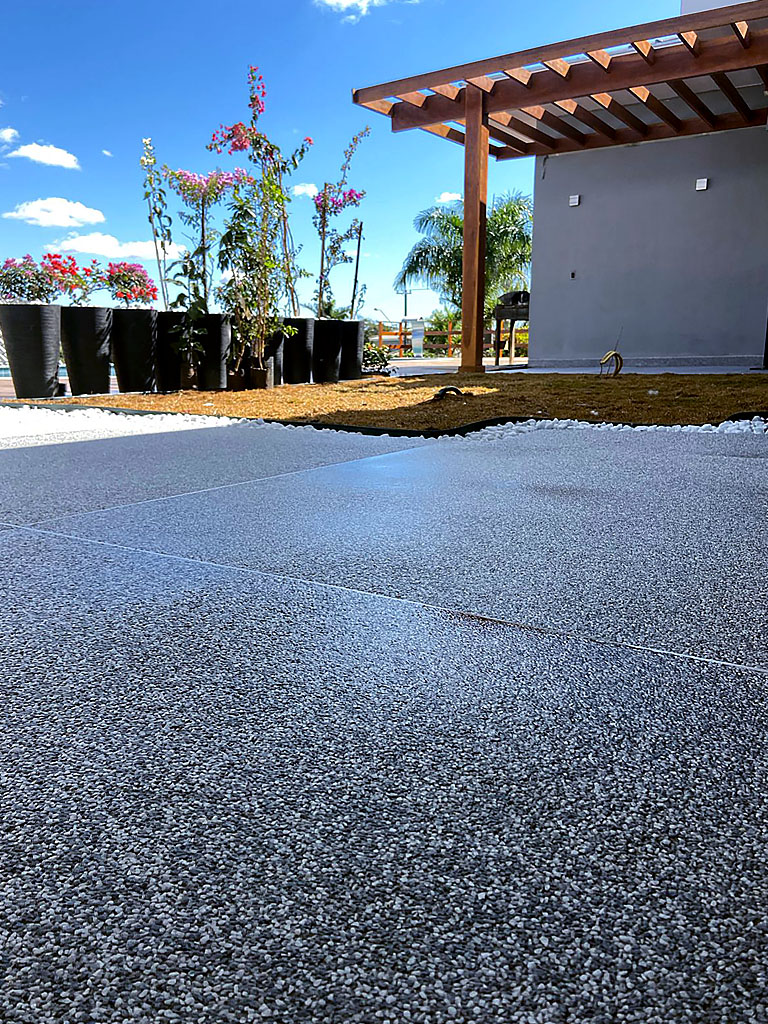 piso fulget para quintal na cor cinza