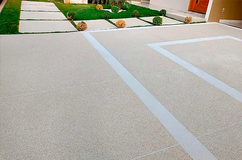 Piso fulget cor clara com bordas brancas